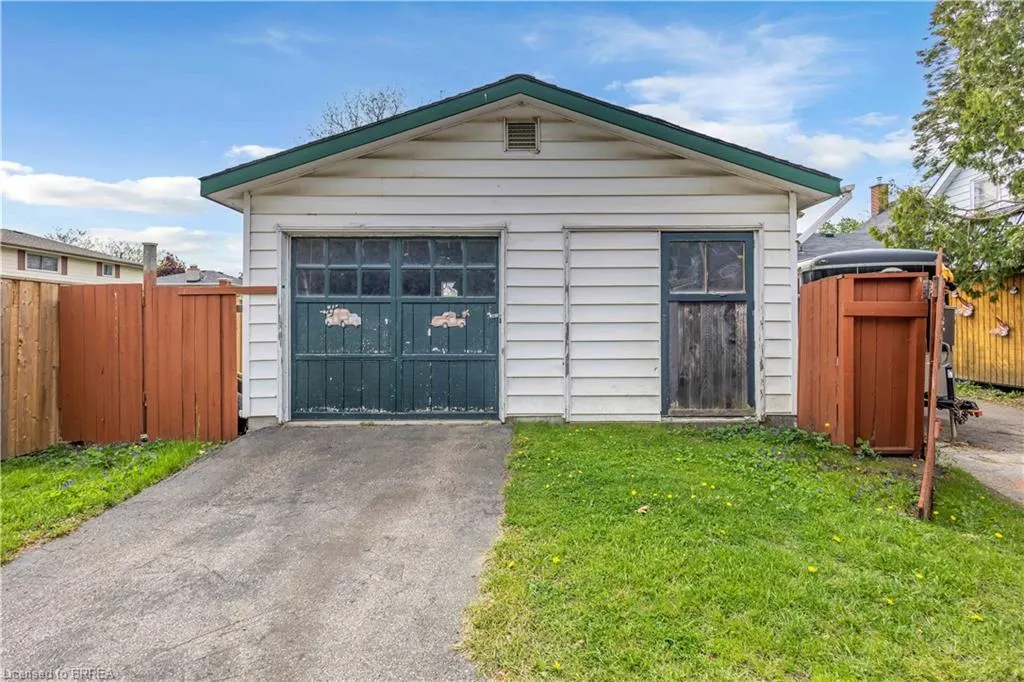 35 James Avenue