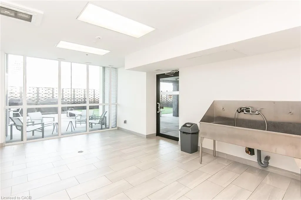 60 Charles Street W #2903