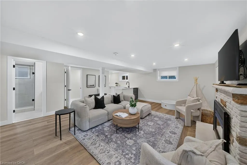 2141 Herridge Drive