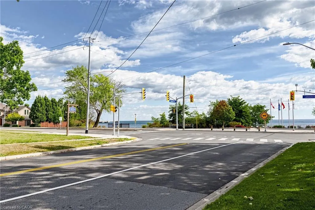 100 Burloak Drive #2416