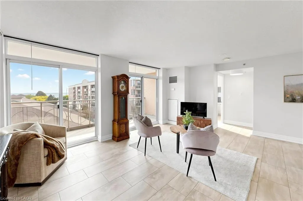 100 Burloak Drive #2416