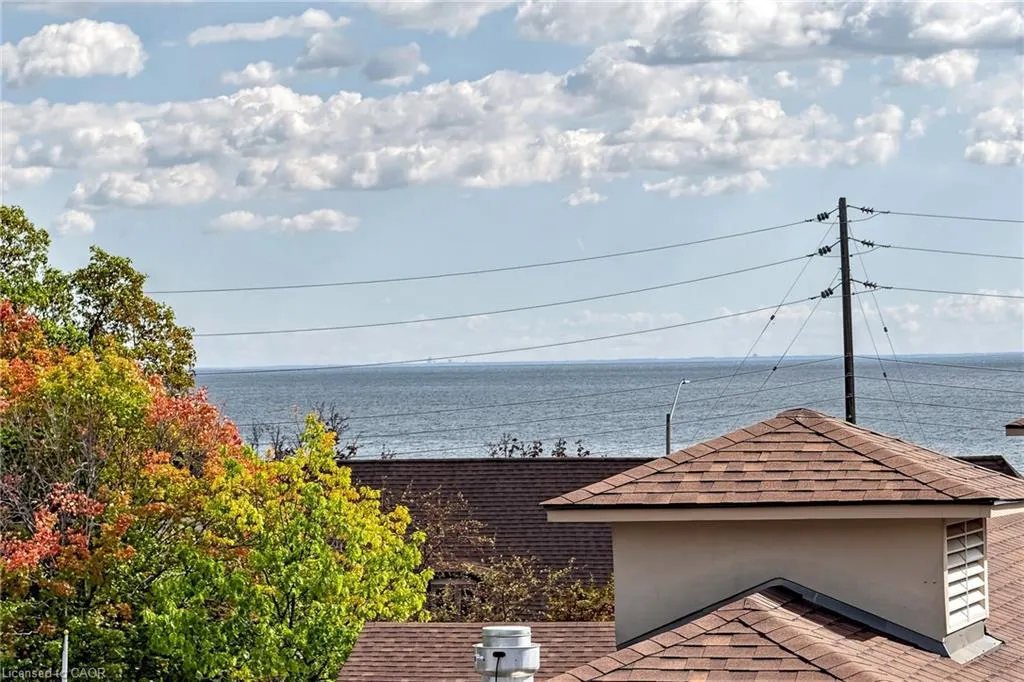 100 Burloak Drive #2416