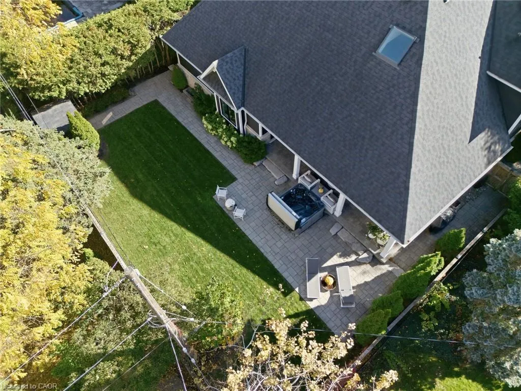175 North Shore Boulevard W