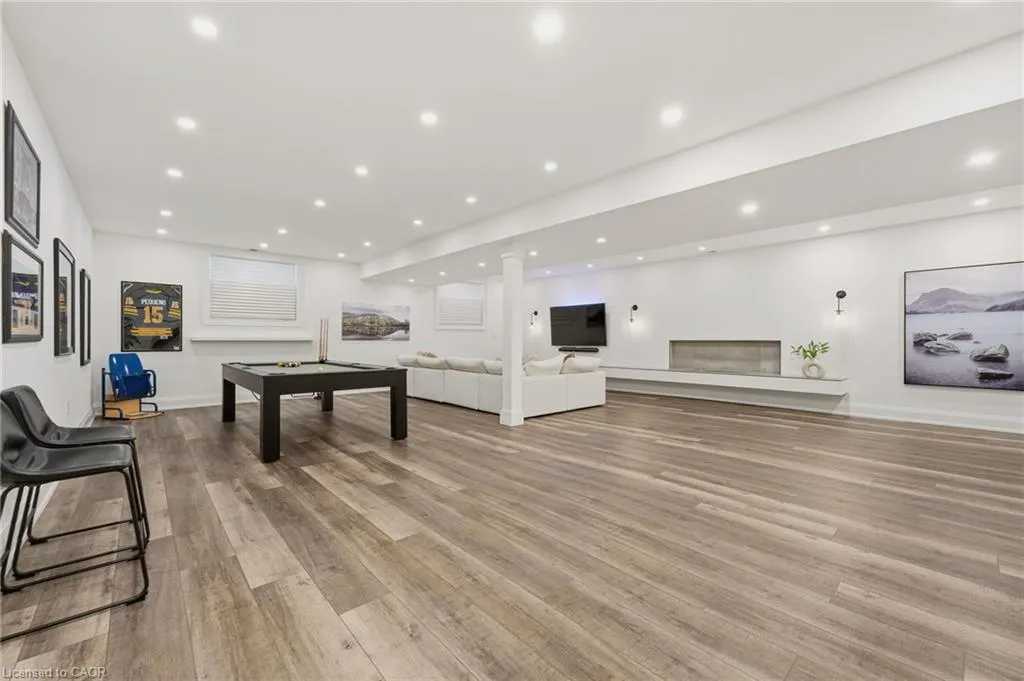 175 North Shore Boulevard W