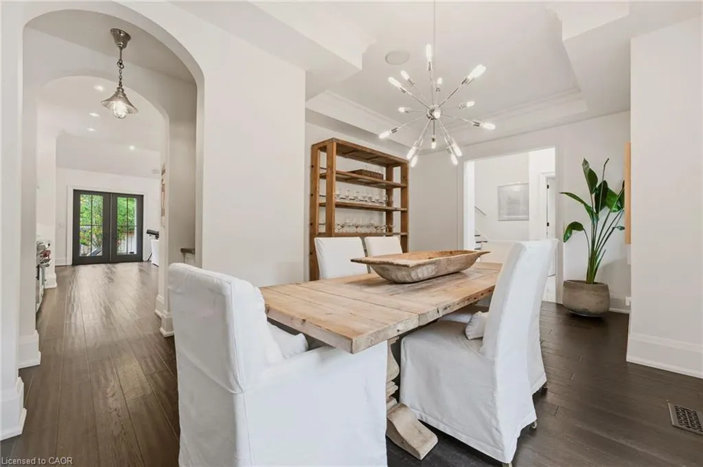 175 North Shore Boulevard W