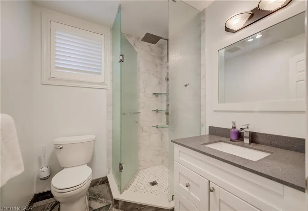 245 Fern Crescent