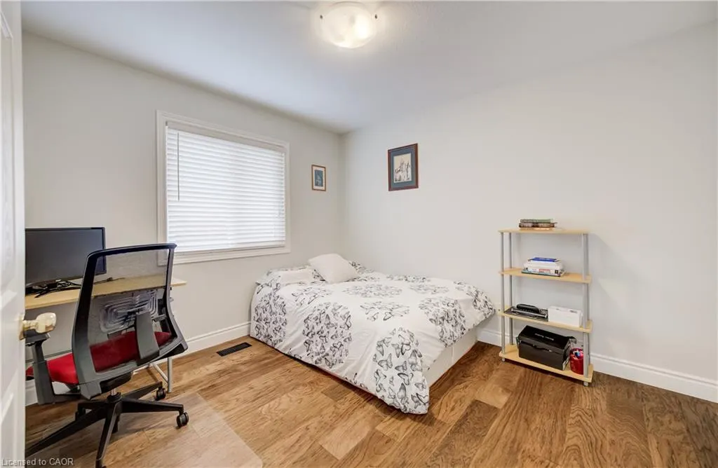 245 Fern Crescent