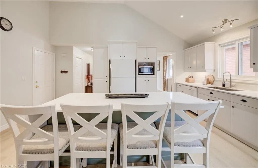 245 Fern Crescent