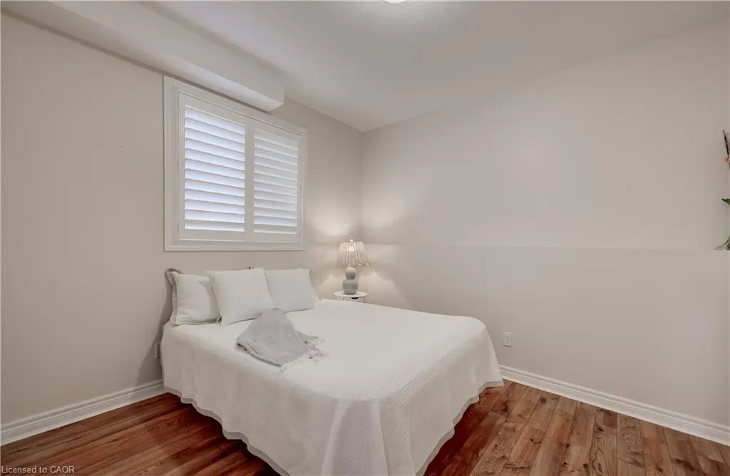 245 Fern Crescent