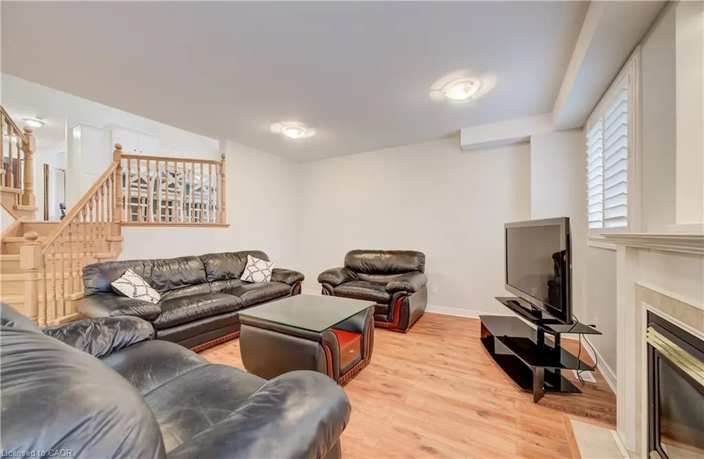 245 Fern Crescent