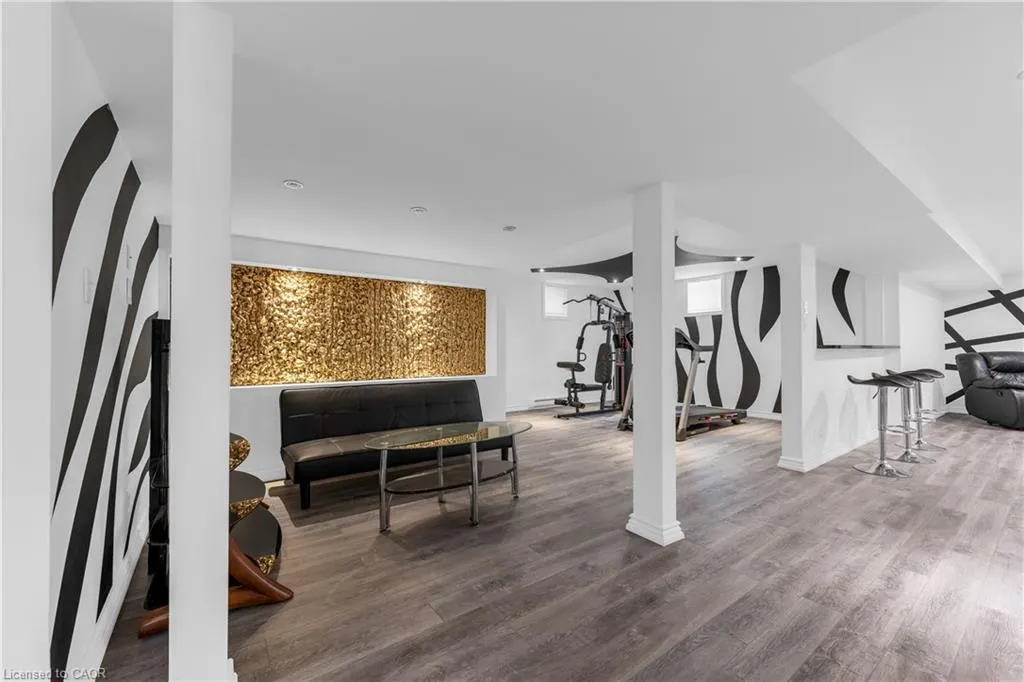847 West 5th Street