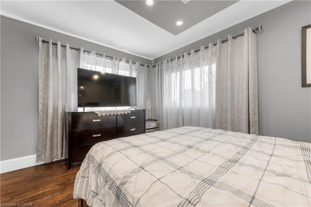 847 West 5th Street