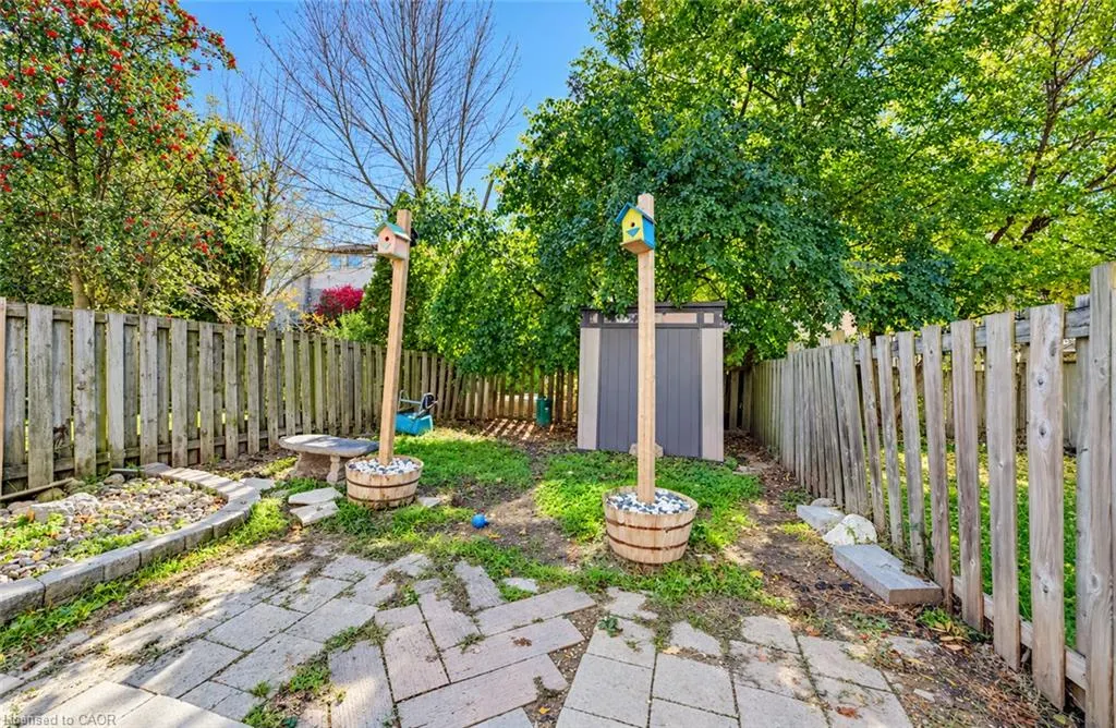 415 Bairstow Crescent #4
