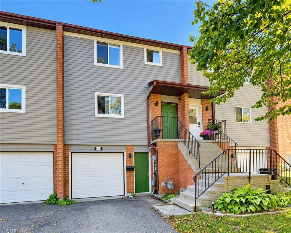 415 Bairstow Crescent #4