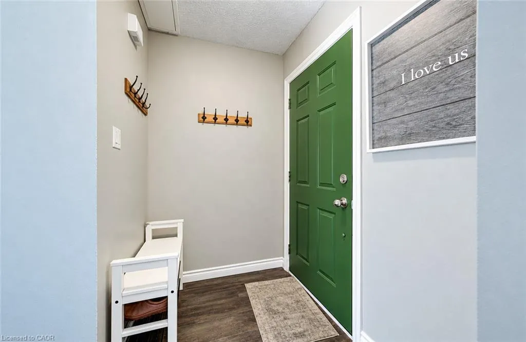415 Bairstow Crescent #4