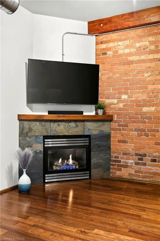 357 Hunter Street W #13