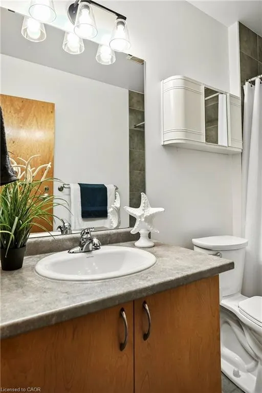 357 Hunter Street W #13
