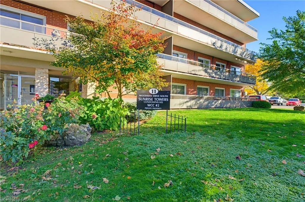 11 Woodman Drive S #210