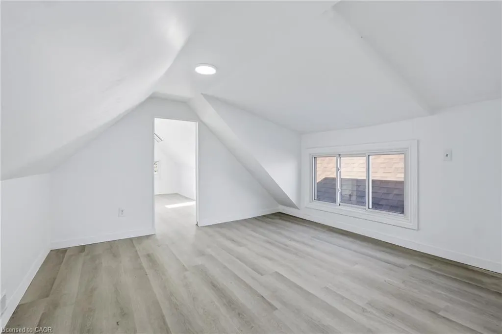 26 Sherman Avenue N