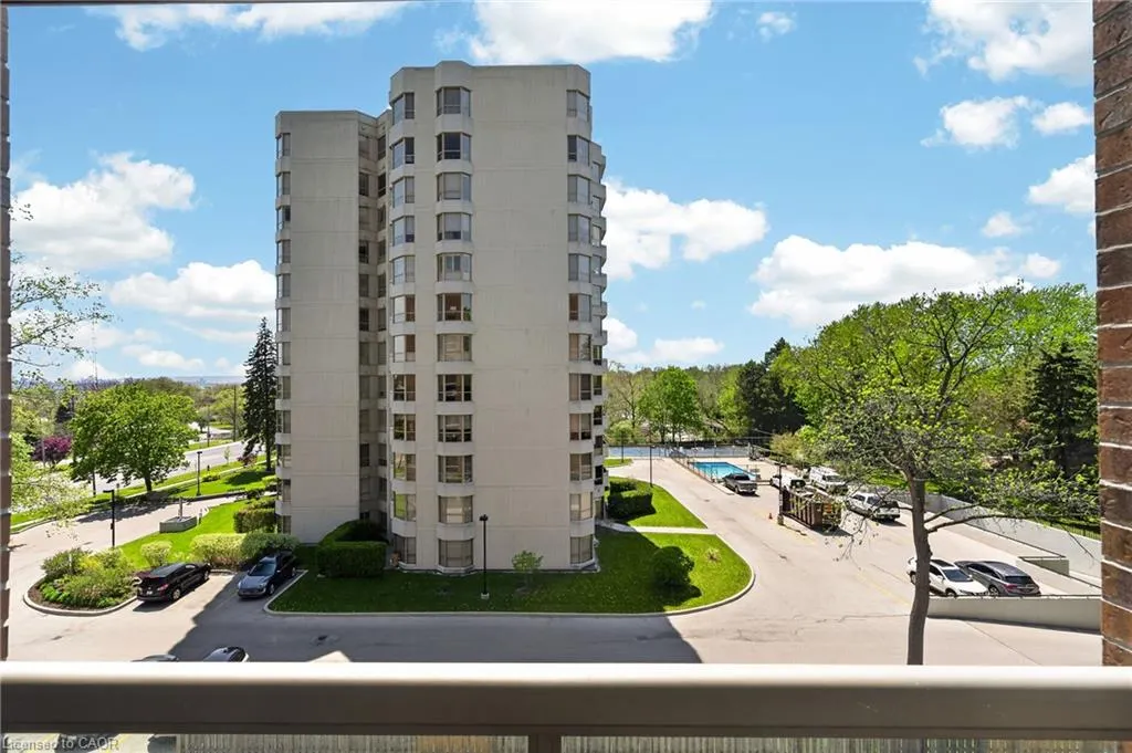 1225 North Shore Boulevard E #510