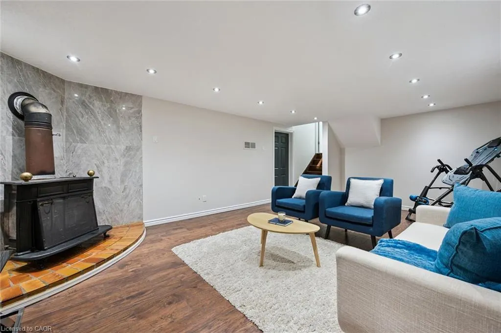 326 Manchester Road