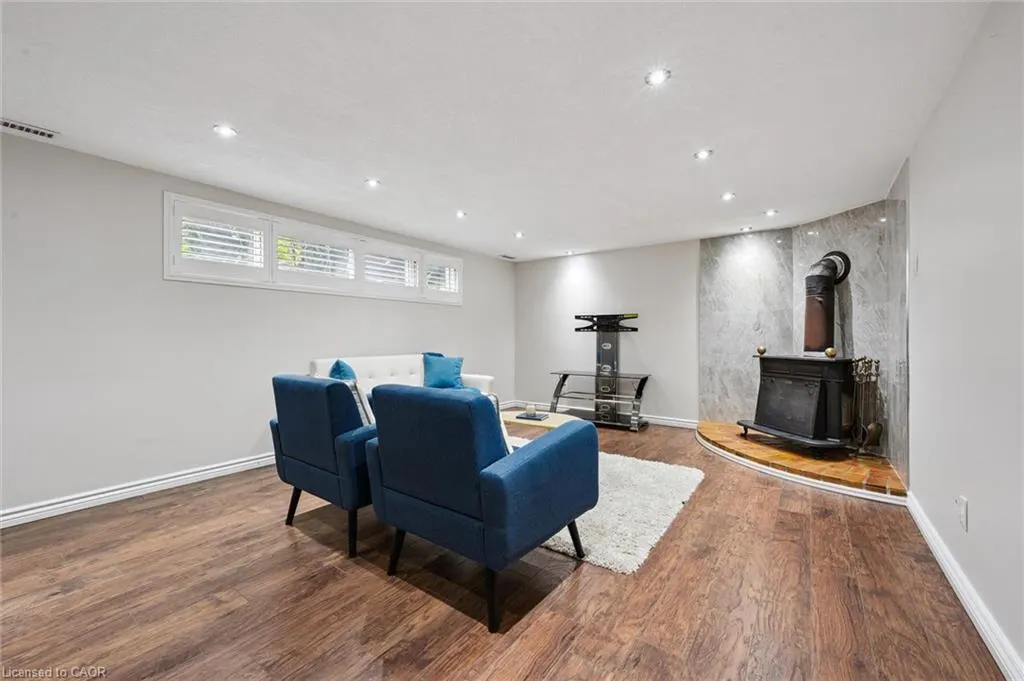 326 Manchester Road