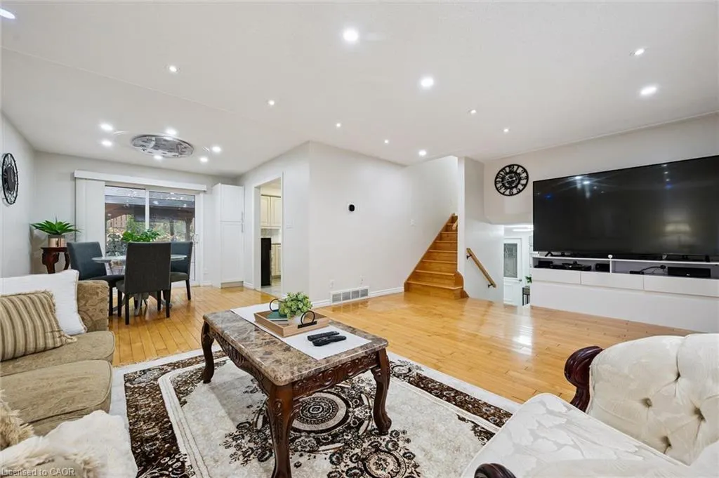 326 Manchester Road