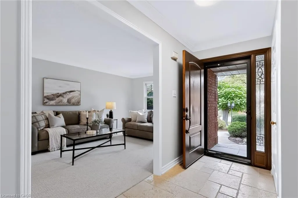 279 Hickory Circle