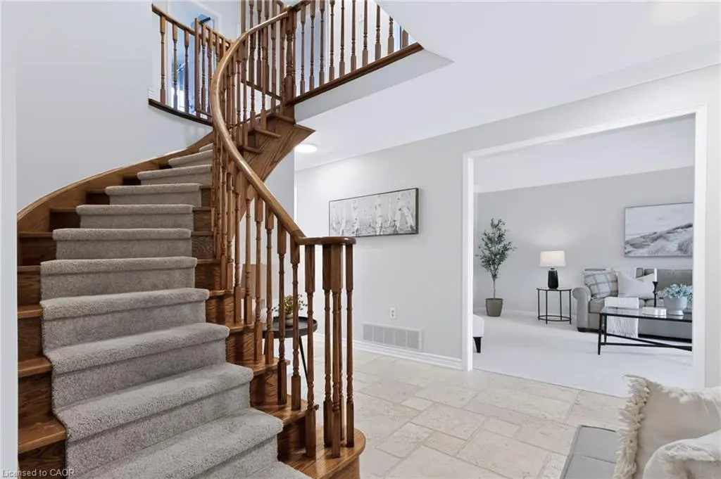 279 Hickory Circle