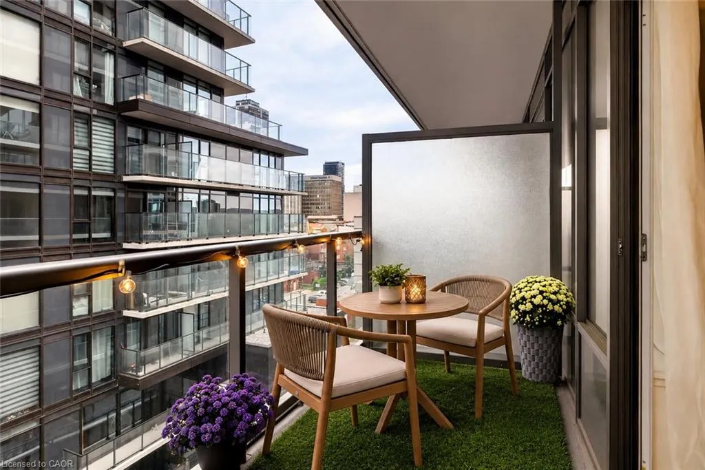 212 King William Street #812