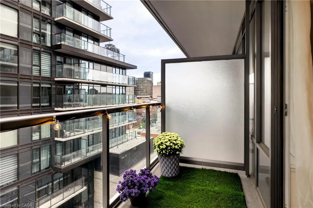 212 King William Street #812