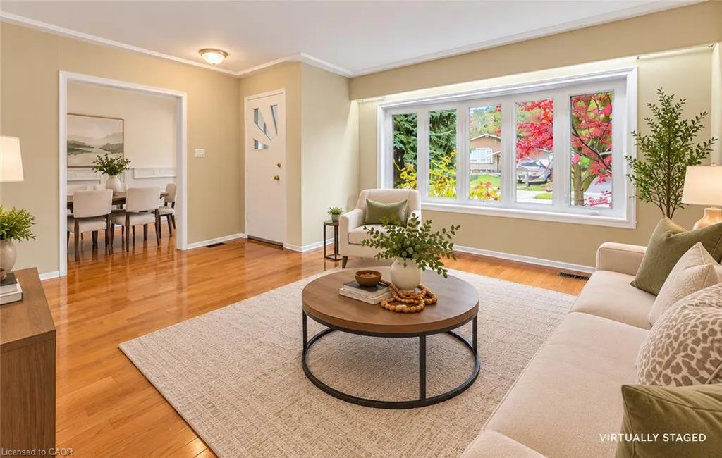 25 Applewood Avenue