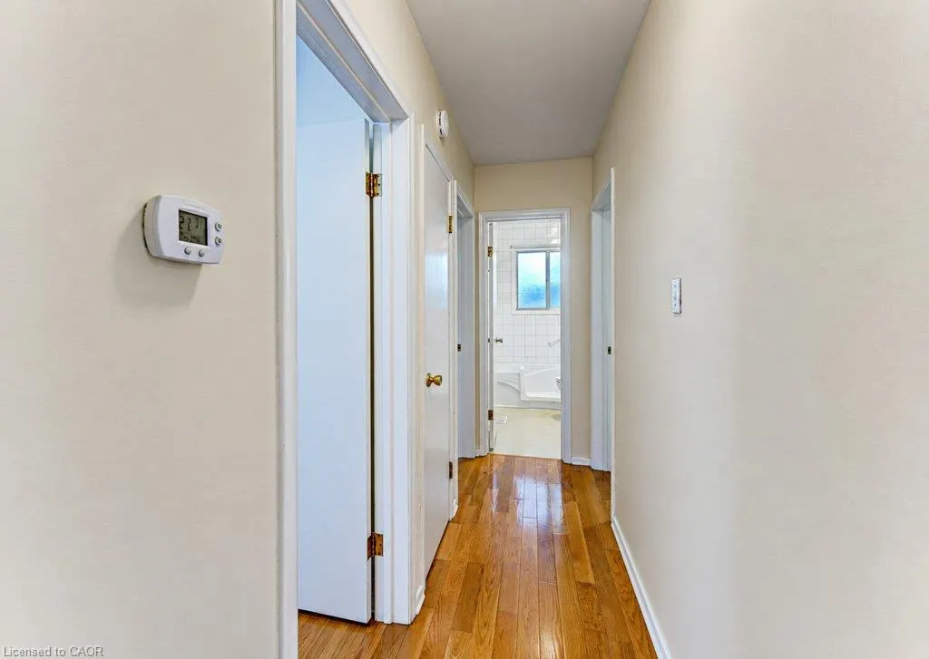 25 Applewood Avenue