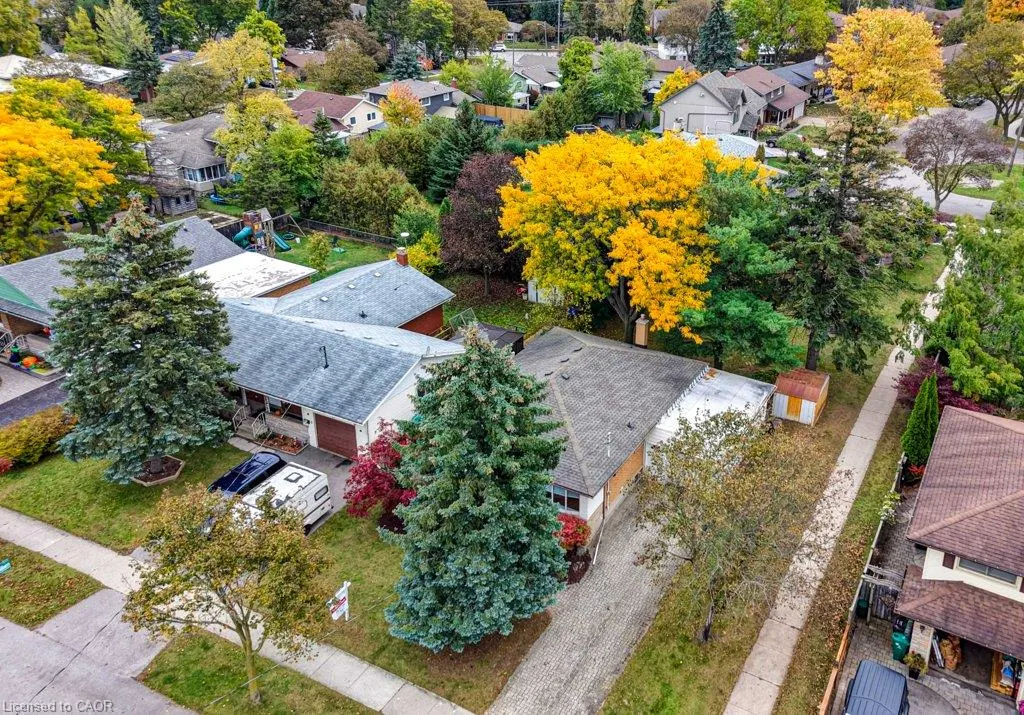 25 Applewood Avenue