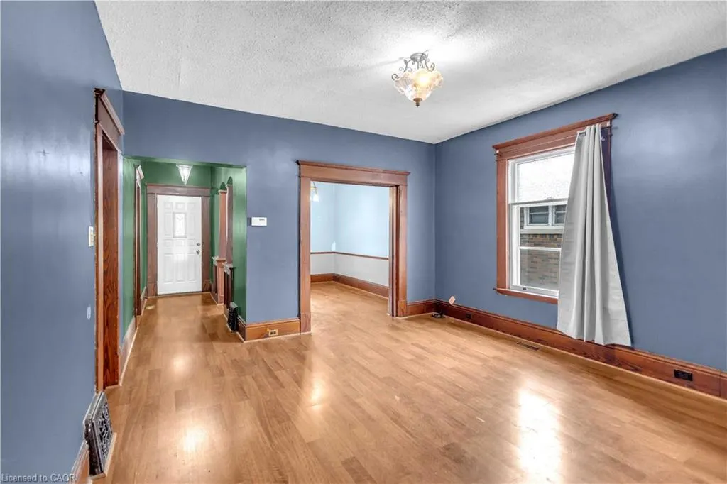 49 Mintern Avenue