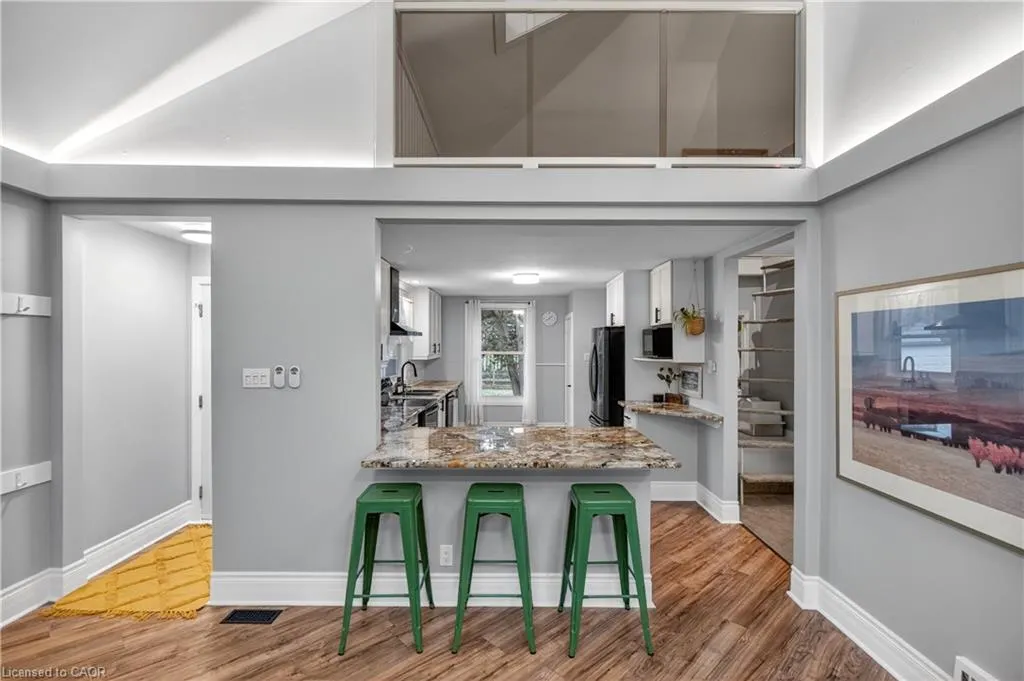 486 East 38th Street