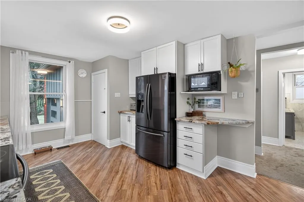 486 East 38th Street
