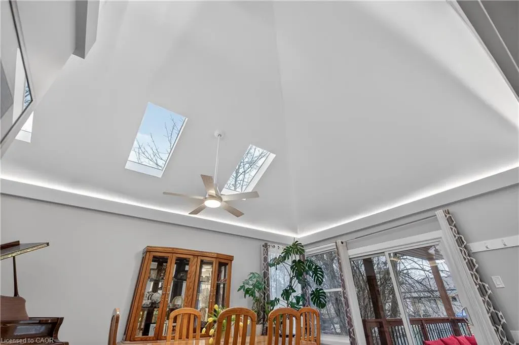 486 East 38th Street