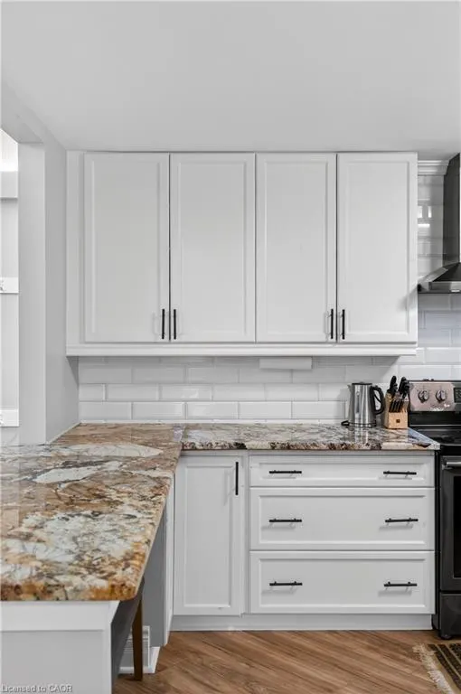 486 East 38th Street