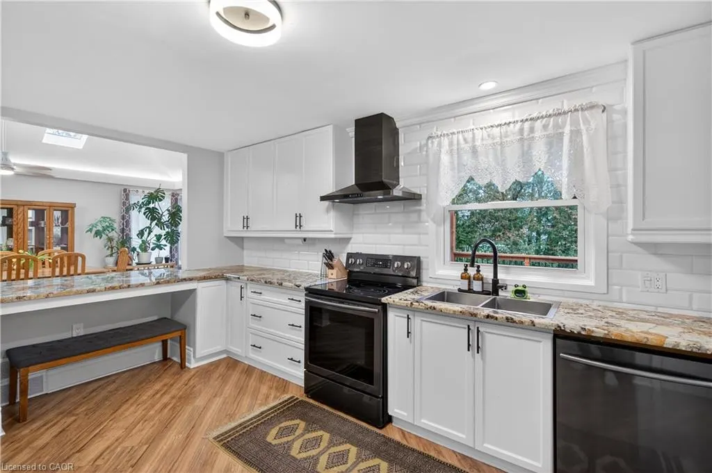 486 East 38th Street