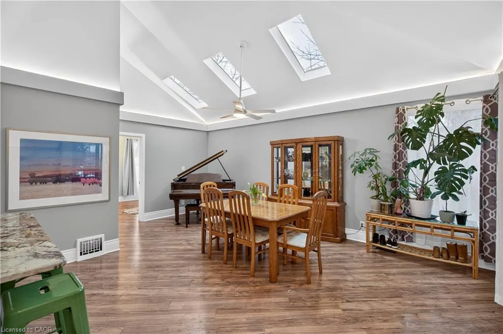 486 East 38th Street