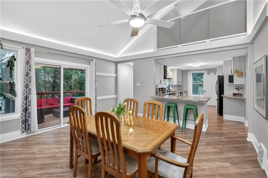 486 East 38th Street