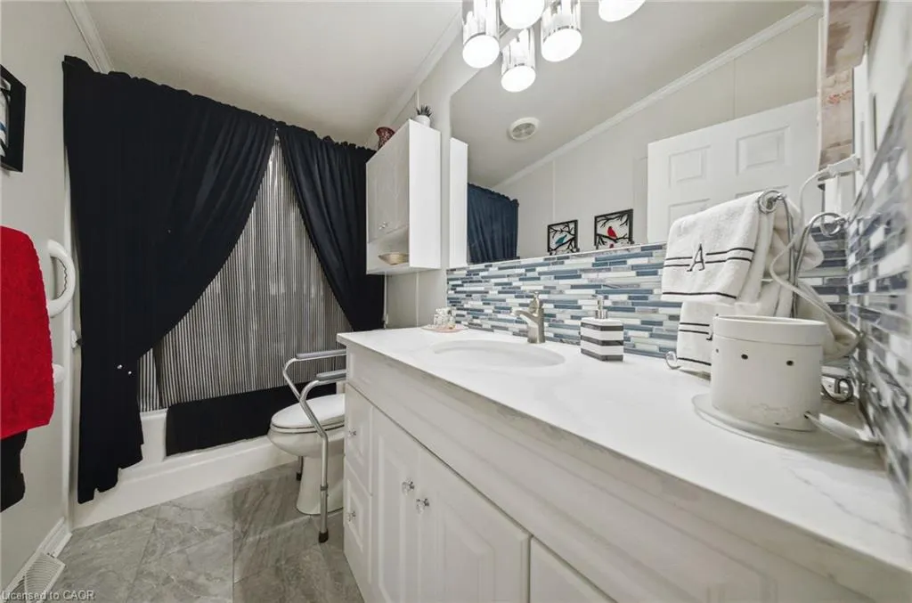 3033 Townline Road #222
