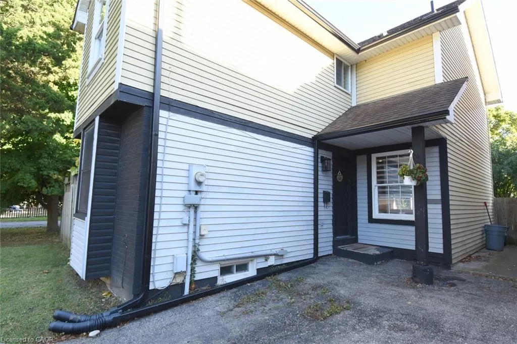 56 Enfield Crescent