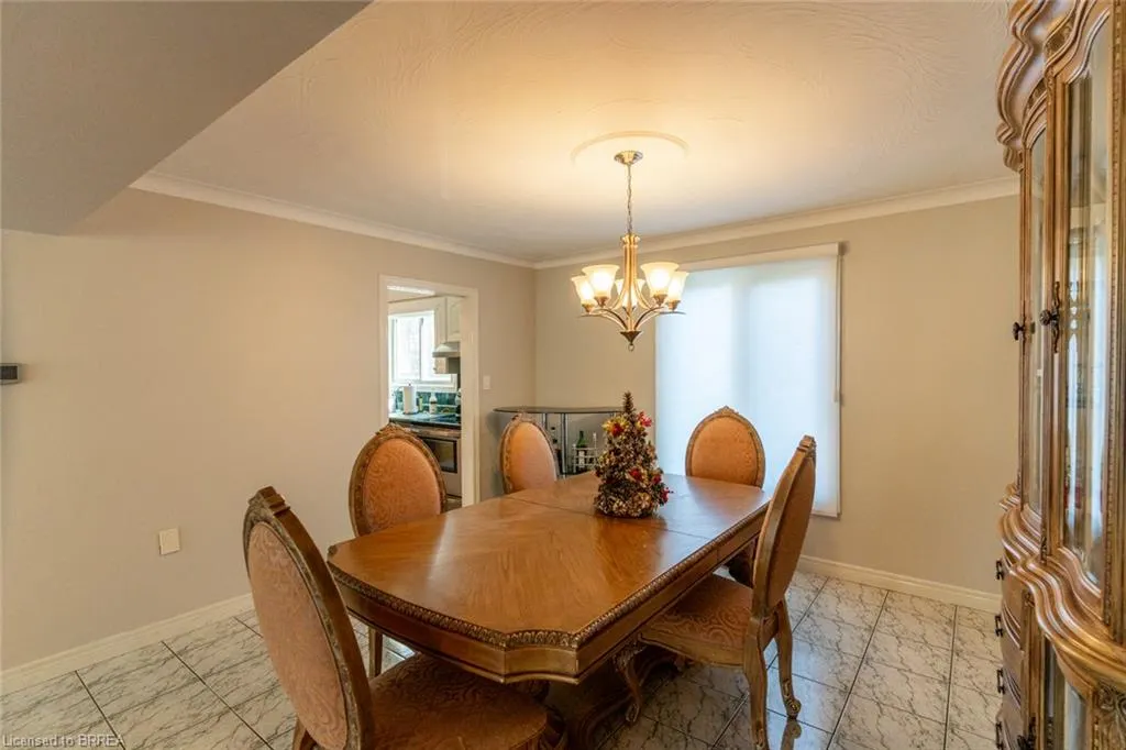 30 Woodway Trail