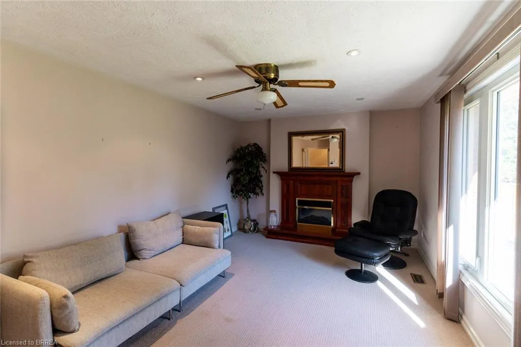 30 Woodway Trail