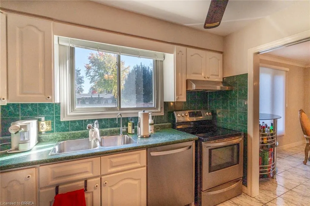 30 Woodway Trail