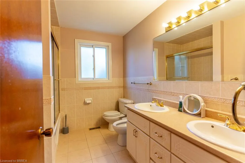 30 Woodway Trail