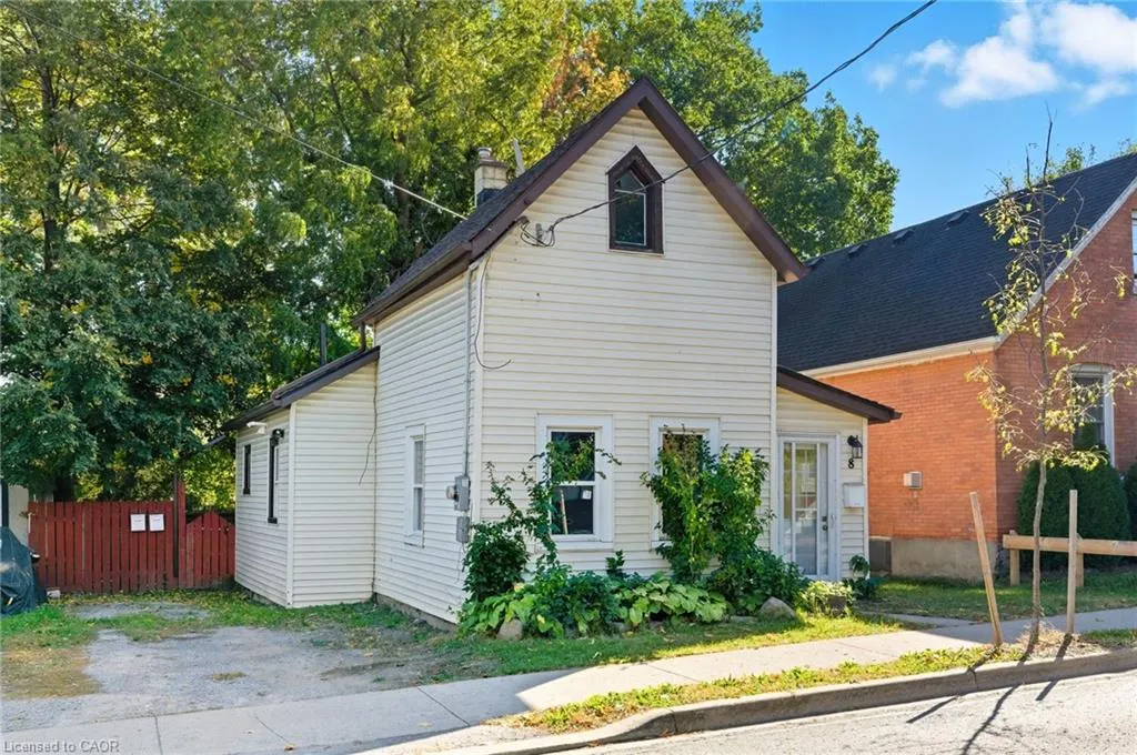 8 Tasker Street