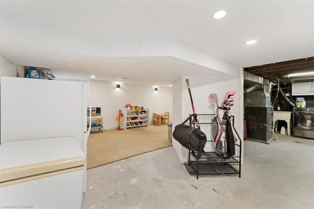 17 Craigmiller Avenue